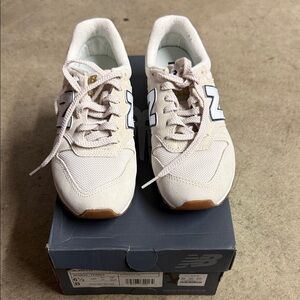 Brand new New Balance Beige Sneakers